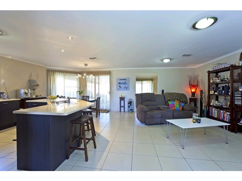 56 Sunningdale Drive, Redland Bay QLD 4165