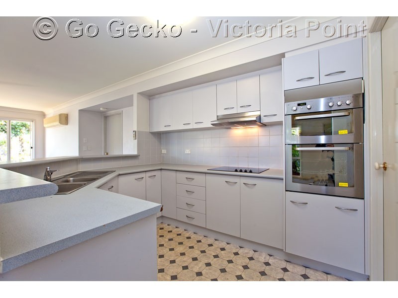 12 Bangalow Street, Victoria Point QLD 4165