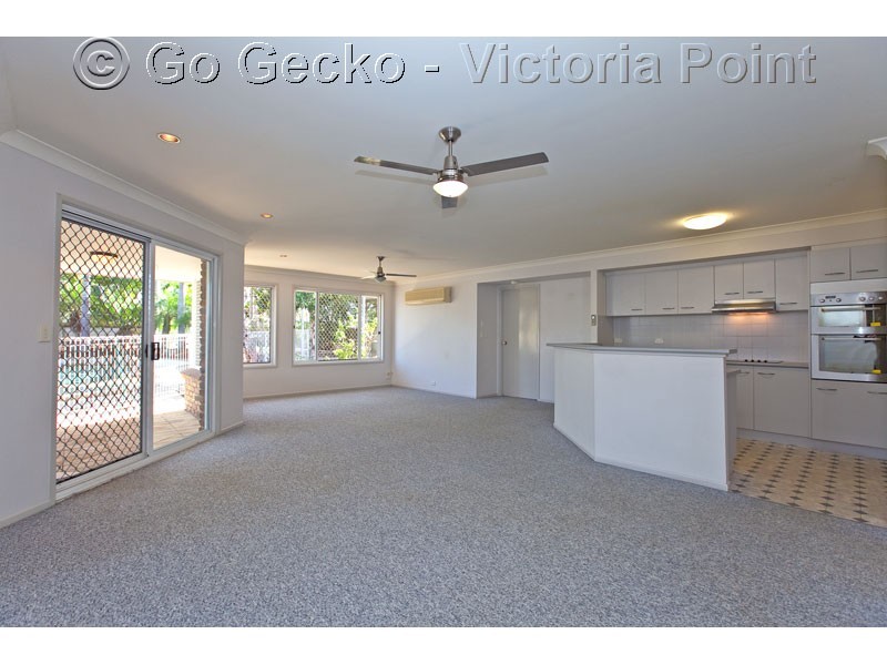 12 Bangalow Street, Victoria Point QLD 4165