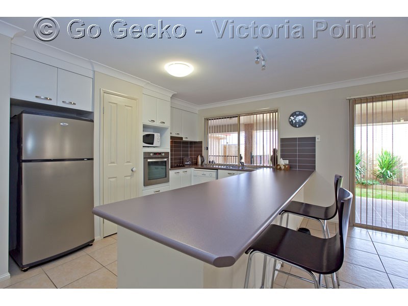 14 Pentecost Place, Redland Bay QLD 4165