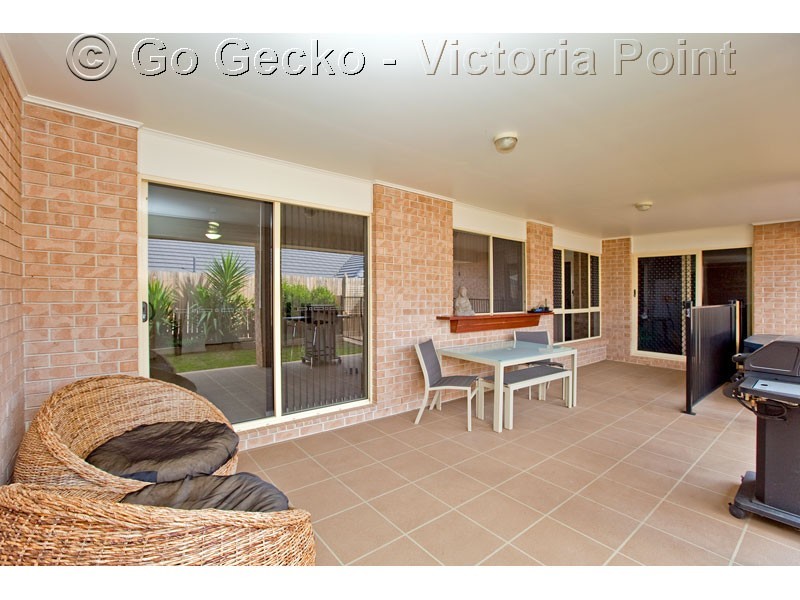 14 Pentecost Place, Redland Bay QLD 4165
