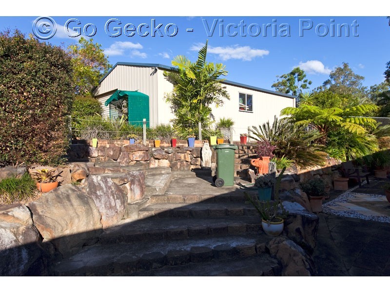 12 Kalmia Drive, Redland Bay QLD 4165