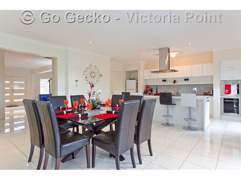 16 Hayman Street, Redland Bay QLD 4165