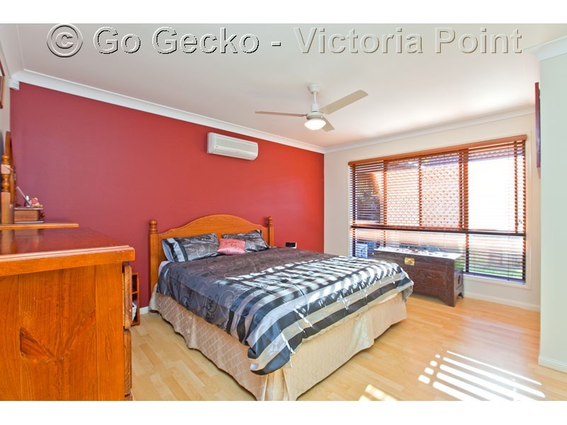 1 Syracuse Street, Redland Bay QLD 4165