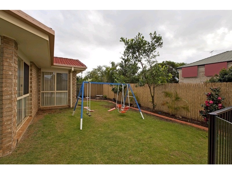 24 Daysland Street, Victoria Point QLD 4165