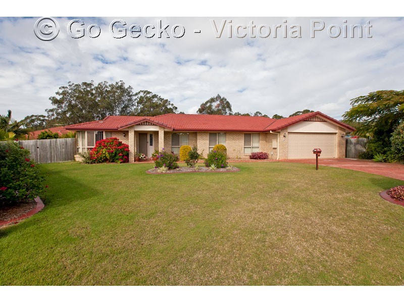 4 Couran Court, Redland Bay QLD 4165