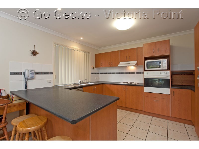 4 Couran Court, Redland Bay QLD 4165