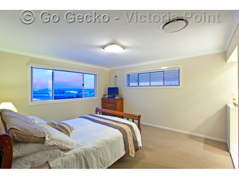 38 Huntly Place, Redland Bay QLD 4165