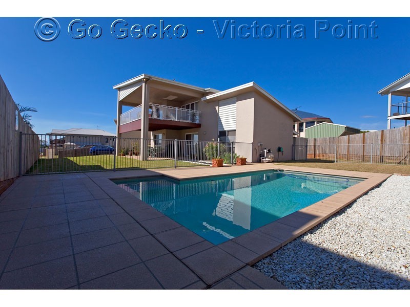 38 Huntly Place, Redland Bay QLD 4165