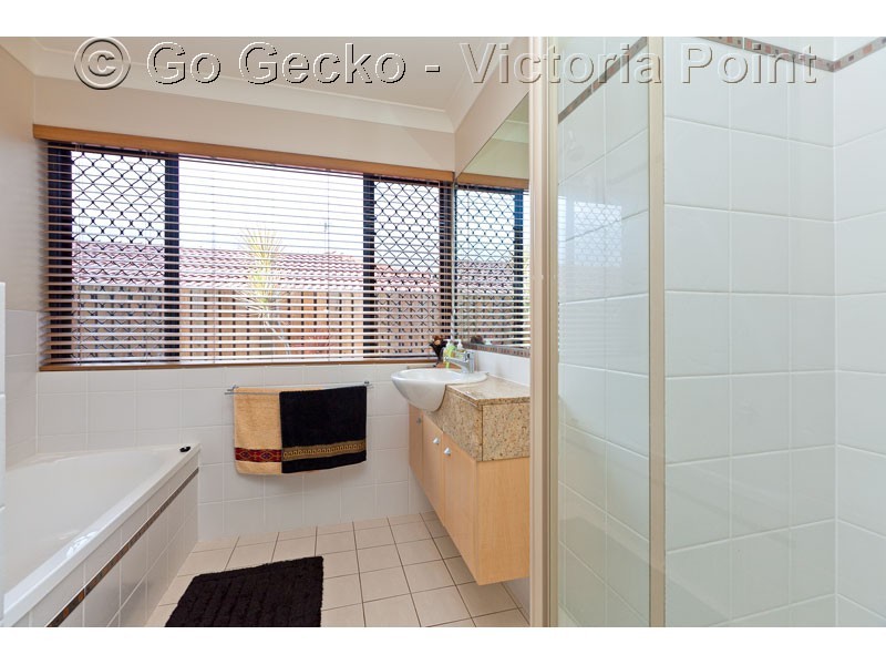 20 Keirnan Street, Redland Bay QLD 4165