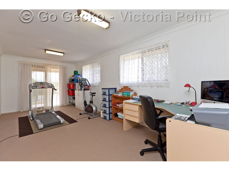 23 Oakland Avenue, Redland Bay QLD 4165