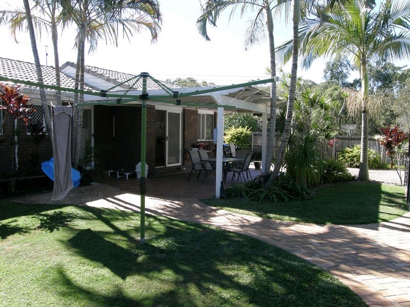 16 Terrier Court, Redland Bay QLD 4165
