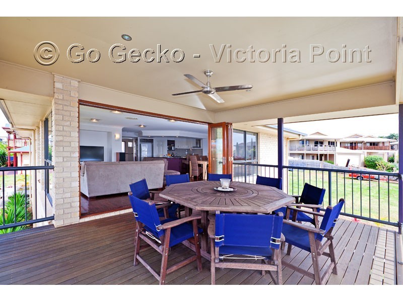 9 Nevis Court, Redland Bay QLD 4165