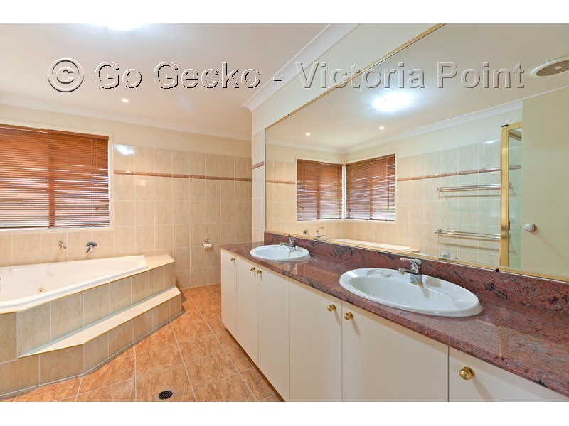 25 Thornlands Road, Thornlands QLD 4164