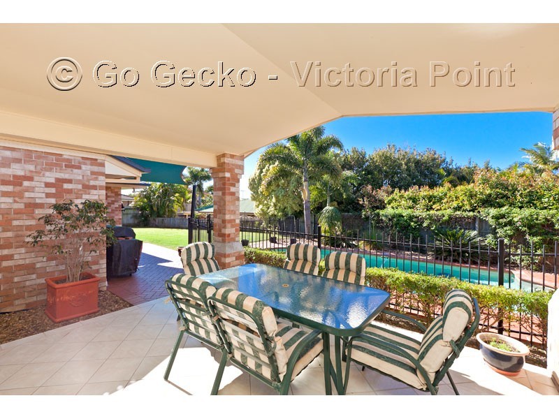 7 Viewfield Street, Redland Bay QLD 4165