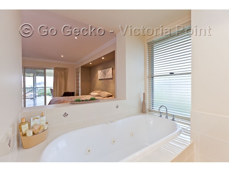 24 Moreton View Crescent, Thornlands QLD 4164