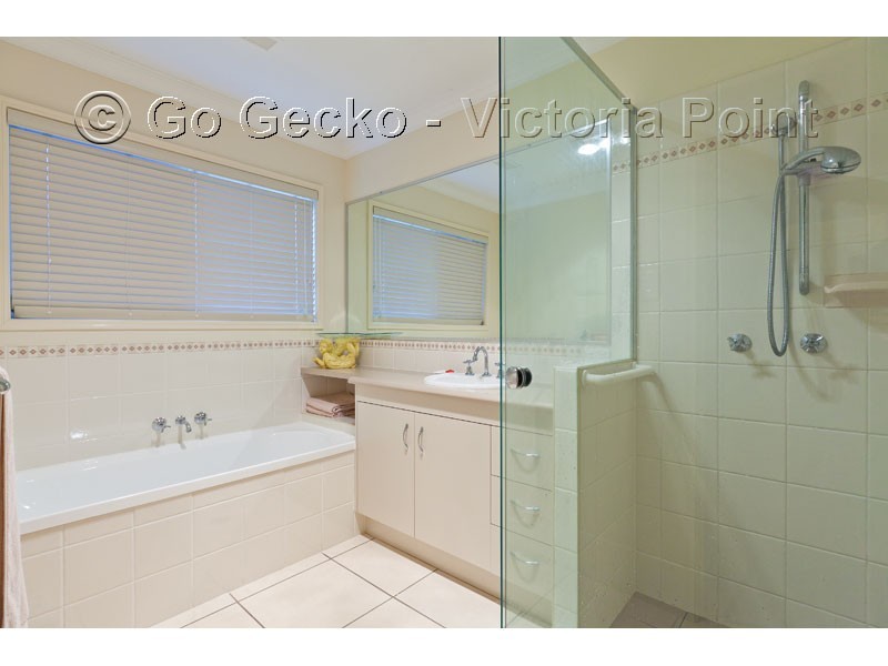 24 Moreton View Crescent, Thornlands QLD 4164