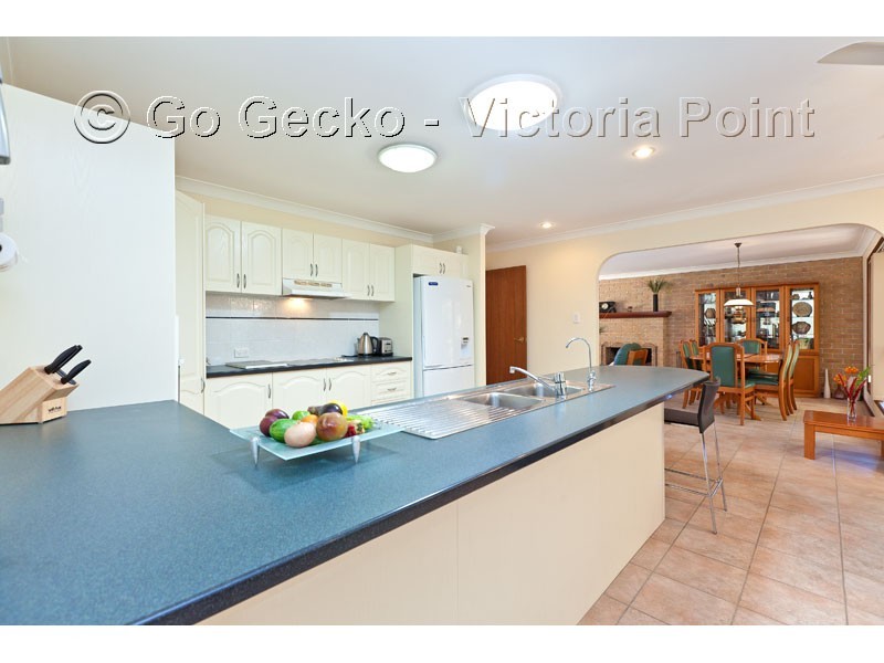 26 Lawn Terrace, Capalaba QLD 4157