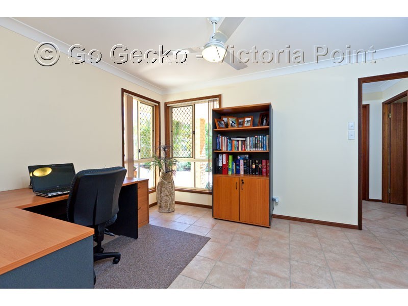 26 Lawn Terrace, Capalaba QLD 4157