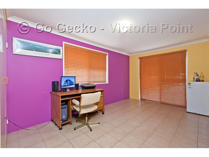 5 Lisa Street, Redland Bay QLD 4165