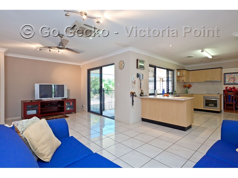 33 Primrose Drive, Thornlands QLD 4164