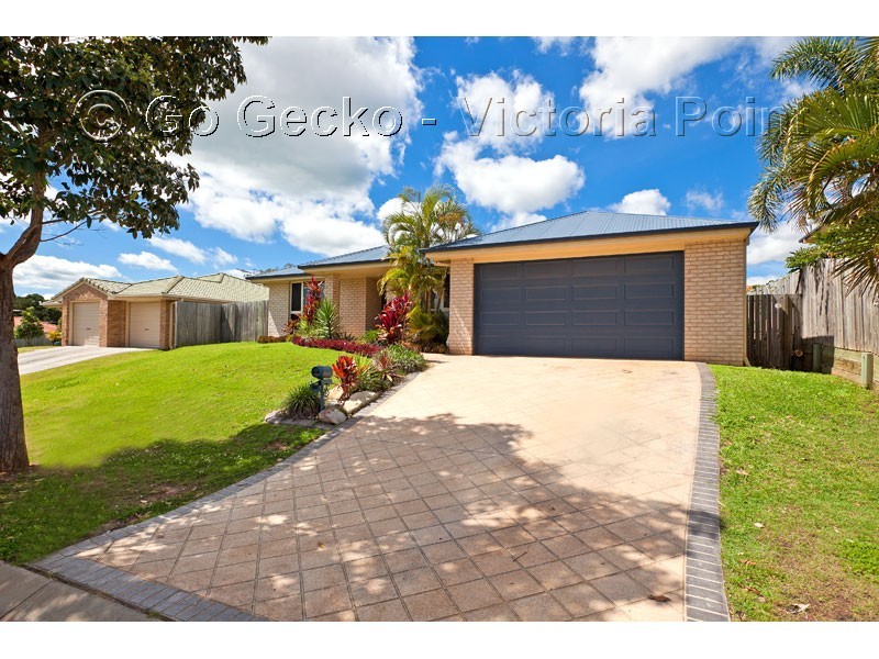 12 Snipe Street, Redland Bay QLD 4165