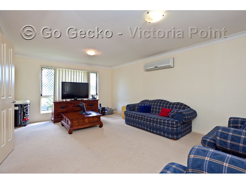 12 Snipe Street, Redland Bay QLD 4165
