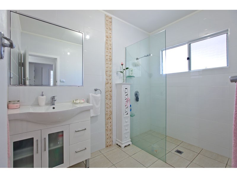99 Colburn Avenue, Victoria Point QLD 4165