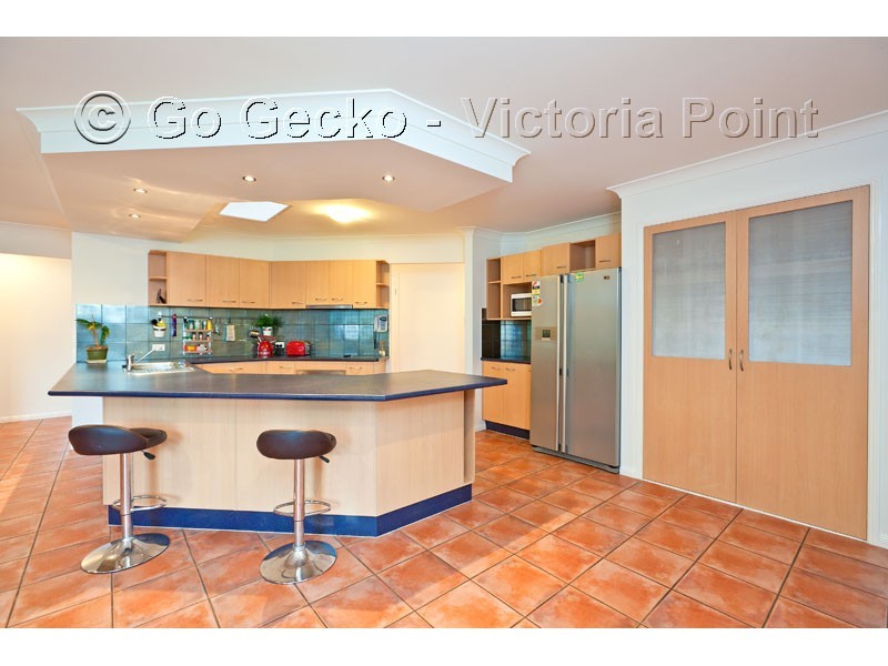 8 Glenbrook Avenue, Victoria Point QLD 4165