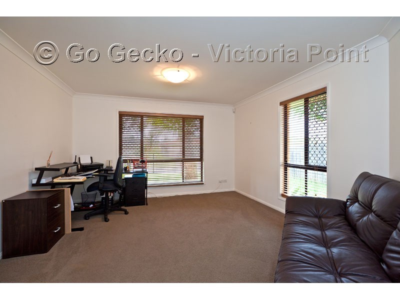 8 Glenbrook Avenue, Victoria Point QLD 4165
