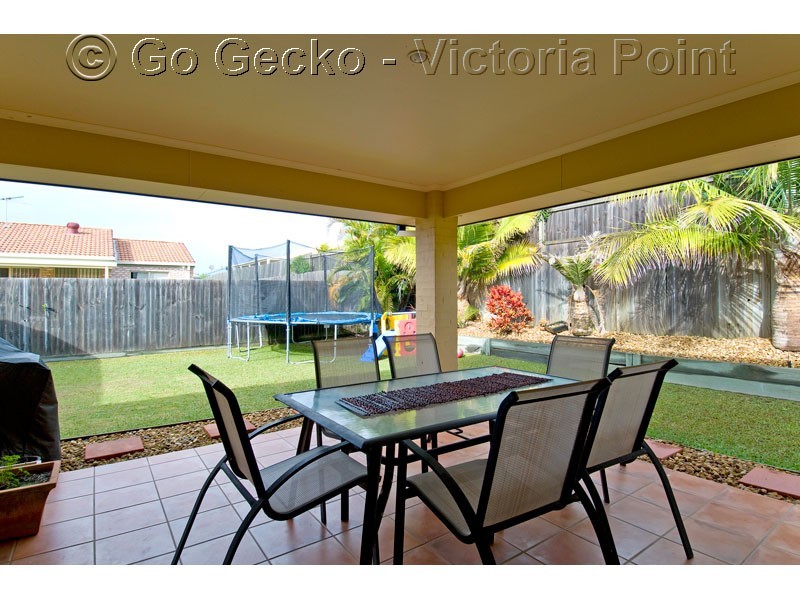 8 Glenbrook Avenue, Victoria Point QLD 4165