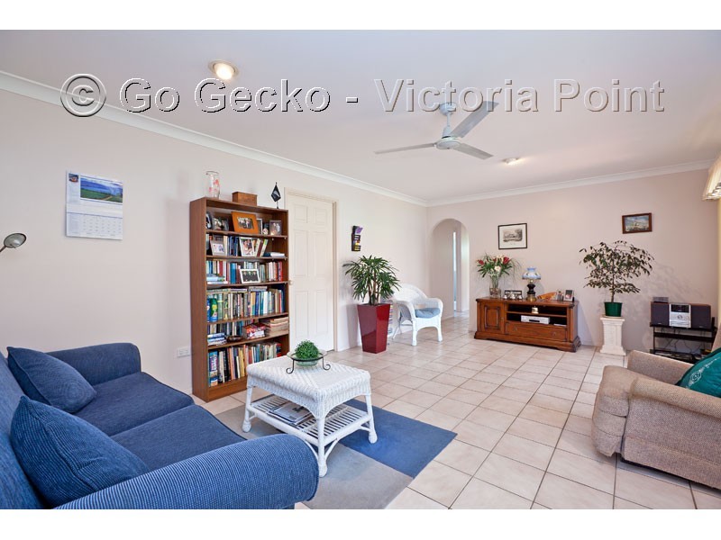 15 Riley Drive, Capalaba QLD 4157