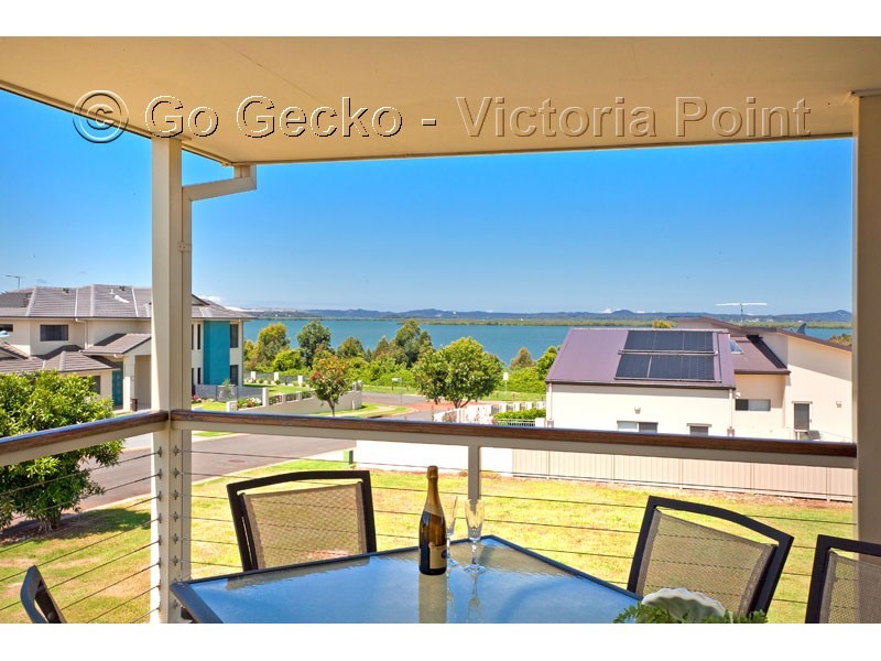 68 Penzance Drive, Redland Bay QLD 4165