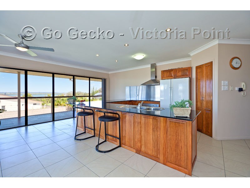 68 Penzance Drive, Redland Bay QLD 4165