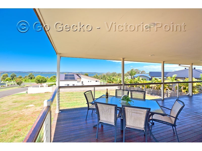 68 Penzance Drive, Redland Bay QLD 4165