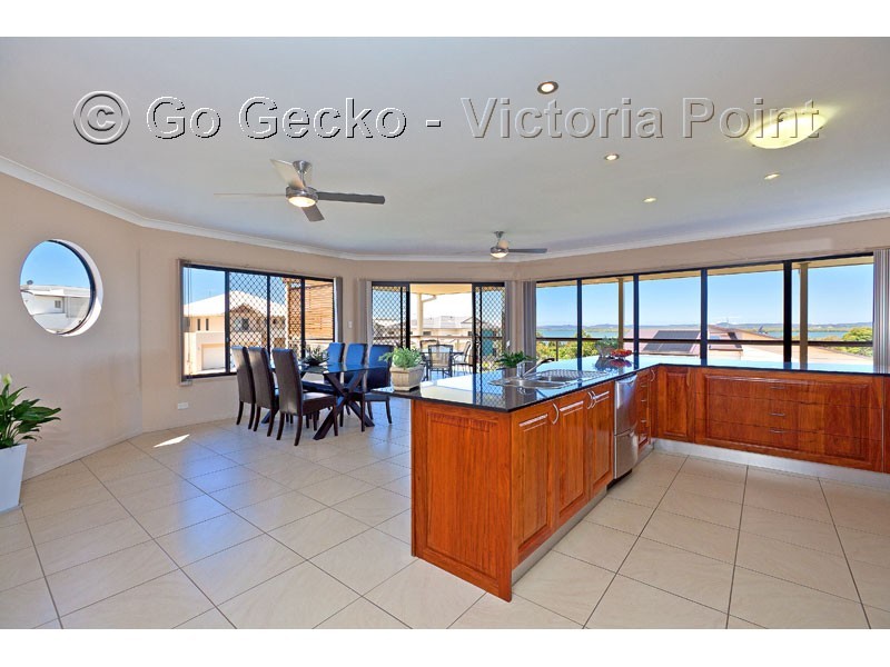 68 Penzance Drive, Redland Bay QLD 4165