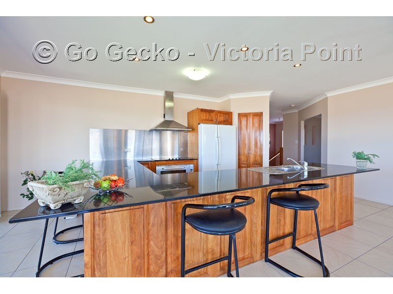 68 Penzance Drive, Redland Bay QLD 4165