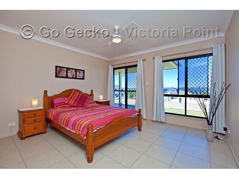 68 Penzance Drive, Redland Bay QLD 4165