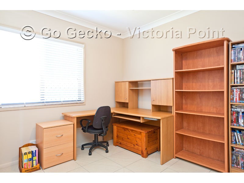 68 Penzance Drive, Redland Bay QLD 4165