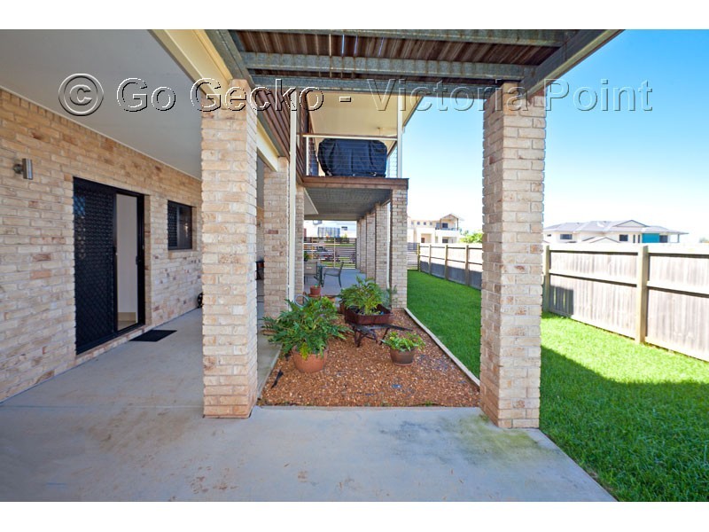 68 Penzance Drive, Redland Bay QLD 4165