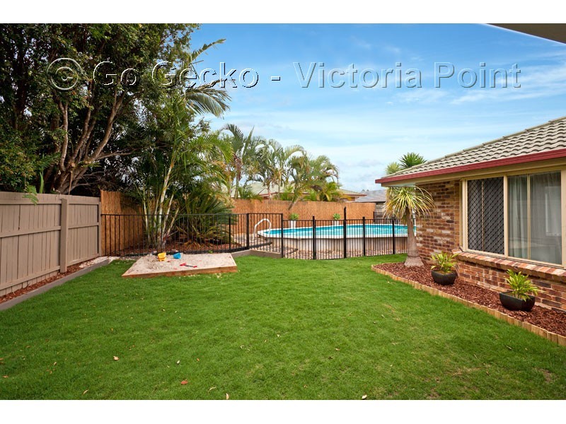 2 Lomond Place, Victoria Point QLD 4165