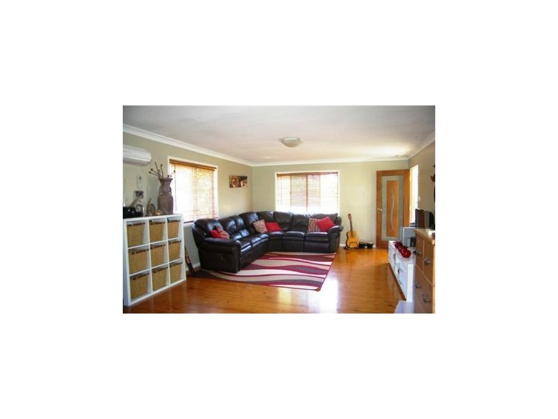 6 Lawn Terrace, Capalaba QLD 4157