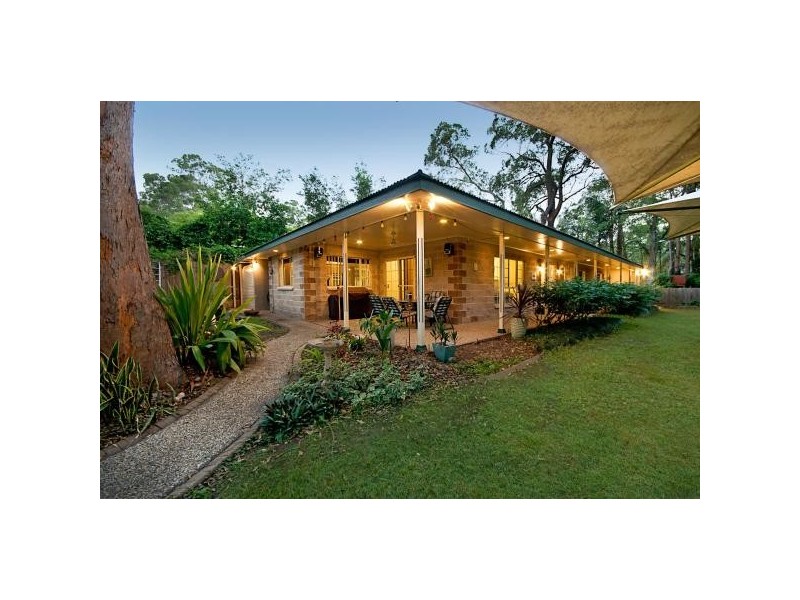 269 Redland Bay Road, Capalaba QLD 4157