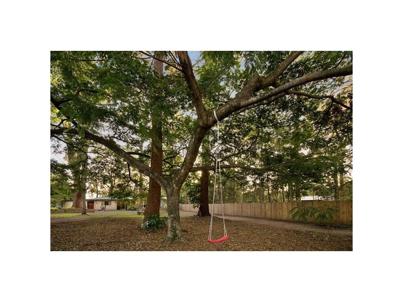 269 Redland Bay Road, Capalaba QLD 4157