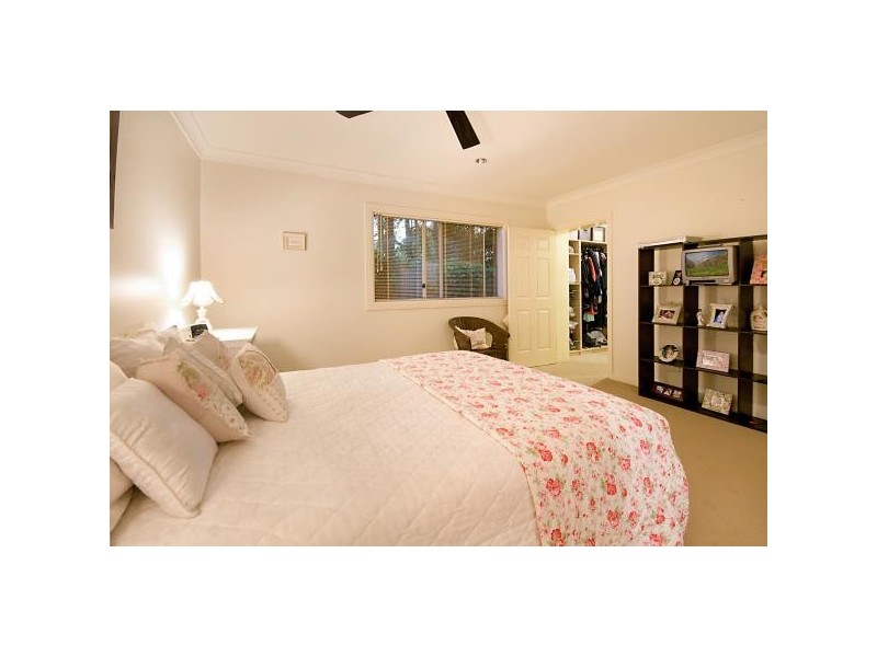 269 Redland Bay Road, Capalaba QLD 4157