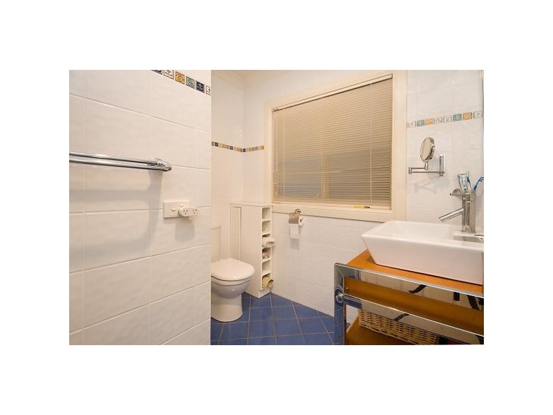 269 Redland Bay Road, Capalaba QLD 4157