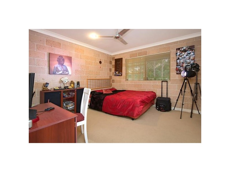 269 Redland Bay Road, Capalaba QLD 4157