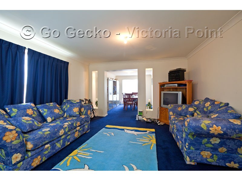 10 Roger Court, Redland Bay QLD 4165