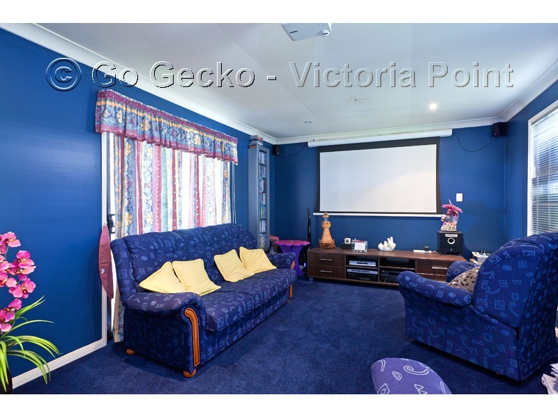 10 Roger Court, Redland Bay QLD 4165