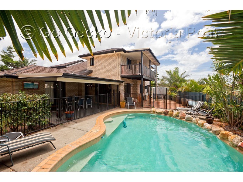 10 Roger Court, Redland Bay QLD 4165